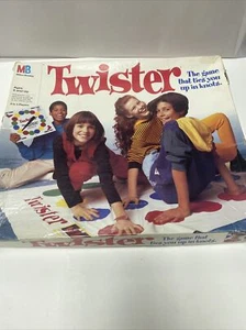 Twister Board Game/Used/All Parts Contained - Picture 1 of 2