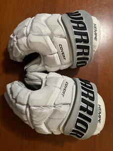 GAME USED LA KINGS ADRIAN KEMPE #9 DUAL SIGNED HOCKEY GLOVES ALTERNATE - Picture 1 of 4