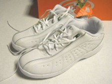 athletic works men's wide width front runner athletic shoe