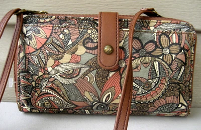 Sakroots Crossbody Wallet Purse Small Floral Boho Coated Canvas NEW - Image 1 of 4