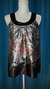A. Byer sleeveless top, brown w/paisley print - Bild 1 von 6