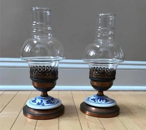 Par de candelabros vintage de porcelana azul Delft Hurricane - cobre - Imagen 1 de 10