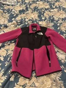 The North Face Teens 14/16 XL Pink Fleece Zip Up - Picture 1 of 6