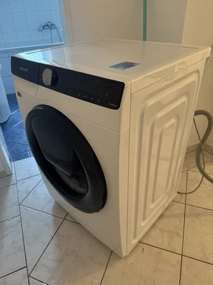 Samsung WW90T554AAE/S2 Waschmaschine 9 kg AddWash WiFi SchaumAktiv FleckenIntens - Bild 1 von 4