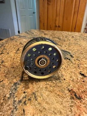 Carrete de pesca con mosca Shakespeare Alpha 2528G. BONITO ESTADO Foto 1 de 4