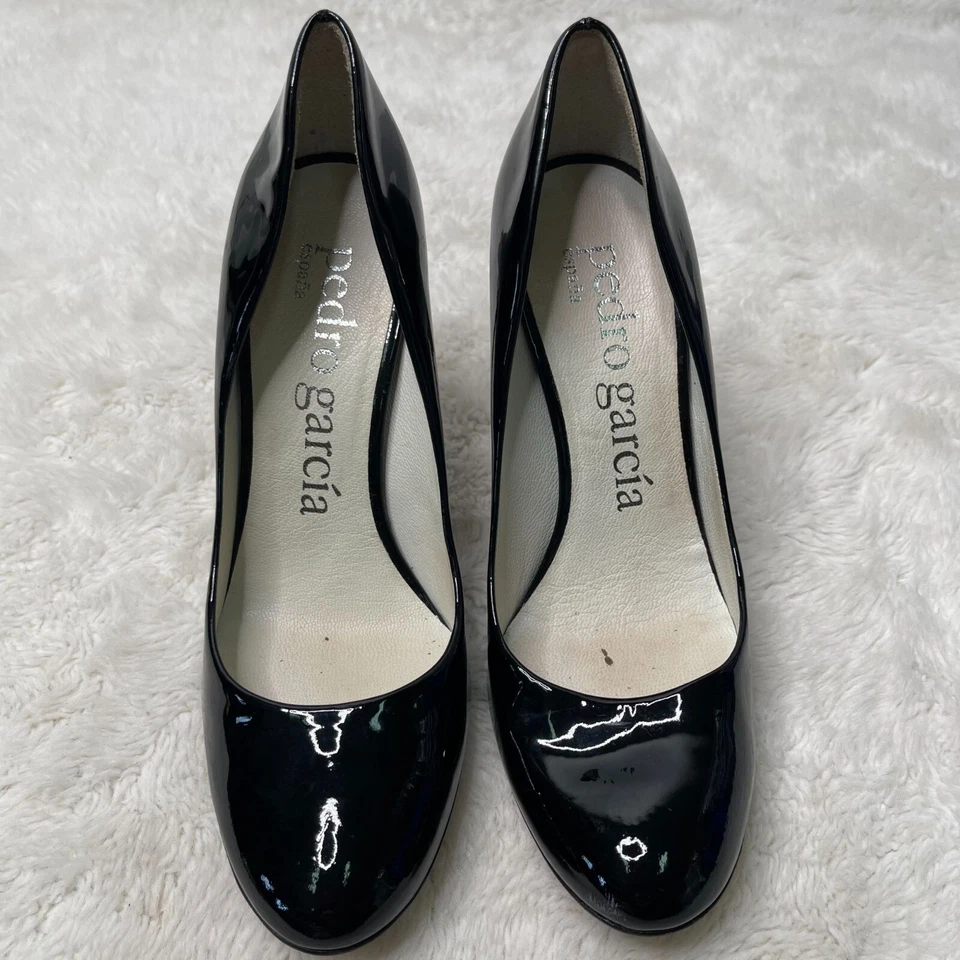 Pedro García Women's Black Patent Leather Round Toe Slip On Heel Shoes Size 38 - Image 1 of 4