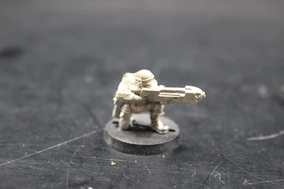 Warhammer 40k Imperial Guard Cadian Trooper with Plasma Gun Metal - Image 1 of 2