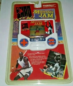Shaq O'Neal Monster Jam Shaq Attaq 1993 Tiger LCD Game 78-547 New Free Shipping - Picture 1 of 3