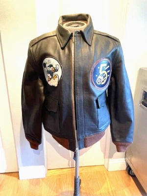 531 BOMB SQD, 380th BOMB GROUP ,5TH AIR FORCE B24'S LEATHER A-2 JACKET, SIZE 42 - Image 1 of 4