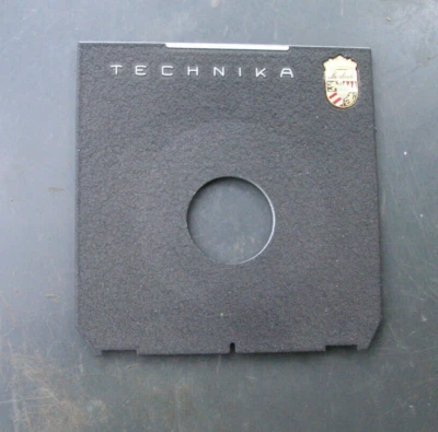 genuine Linhof 45 Technika Lens board panel for compur  00 27.5mm low hole - Image 1 of 2