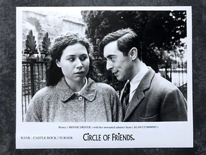 FREUNDESKREIS Original 1995 Film Film Foto MINNIE DRIVER ALAN CUMMING - Bild 1 von 1