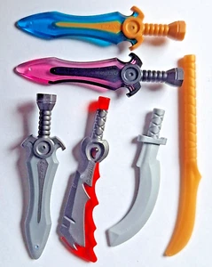 LEGO 21348 WEAPONS SWORDS castle knights Ninjago Dreamz 10332 71469 71818 31168 - Picture 1 of 4
