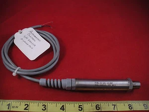 KPSI 21-342-101000 Pressure Transducer Sensor 0-1000 psis 8-28vdc 4-20mA used - Picture 1 of 3
