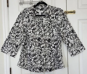 Chicos 3 White/Black Floral 3/4 Sleeve Buttonup Shirt No Iron Size XL - Picture 1 of 6