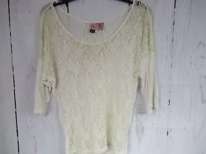 Womens Love On A Hanger Lace Blouse Shirt Size Medium Cream Color Stretch A5 - Picture 1 of 6