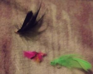 Small Feather Fly Hooks lures 5pc Lot