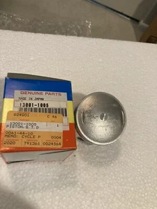Kawasaki KLR/KLX 250 Piston 13001-1005 Std, Ring Set 13008-5012 - Picture 1 of 3