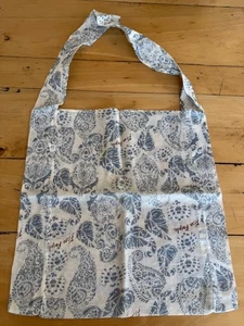 Free People Cream Linen Blue Paisley Hobo Shoulder Bag Shopping Tote - Picture 1 of 6