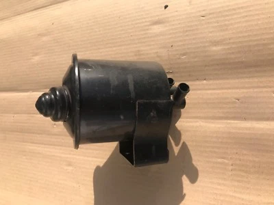 NOS RANGE ROVER CLASSIC DIRECCIÓN ASISTIDA DEPÓSITO DE ACEITE 592307 Foto 1 de 4