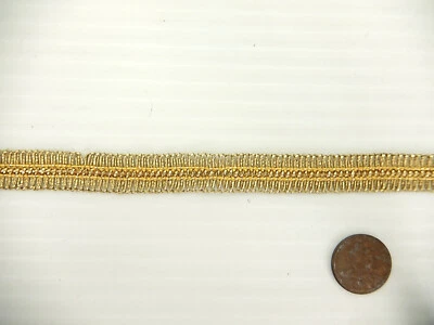 Borde tejido dorado dorado metálico vintage con bordes en bucle.  26 yardas.   T-015B Foto 1 de 4