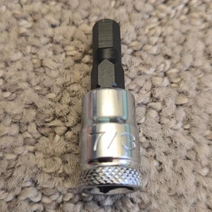 Klein Tools Presa per Bit Esagonale Zigrinata 1/4" Unità Metrica o SAE - Scegli una Misura - Foto 1 di 33