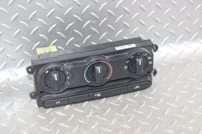 Conjunto de control de clima de calefacción de aire acondicionado Ford Mustang 2005-2009 original OEM Foto 1 de 4