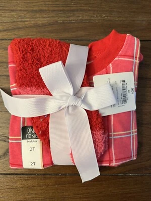 Nuevo con etiquetas Juego de 3 pijama y calcetín Okie Dokie 2T Foto 1 de 3