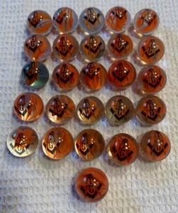 Mason Masonic Freemasons Square  Catseye 5/8 size marbles & stands - Bild 1 von 1