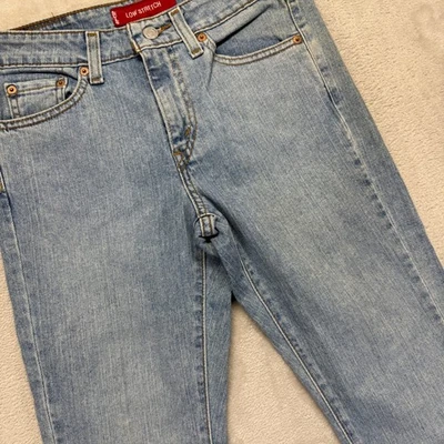Pantalones de mezclilla vintage Levi's 519 para mujer 5 L acampanados bajos Y2K elásticos azul lavado claro Foto 1 de 4