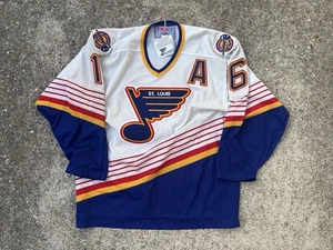 Brett Hull Vintage St Louis Blues CCM Jersey  - Picture 1 of 10