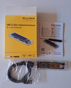 Delock Externes Gehäuse für M.2 NVMe PCIe SSD mit USB Type-C™ Buchse transparent - Bild 1 von 4