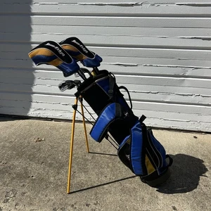Tour Edge Bazooka GeoMax Jr RH Kids Golf Set 7 Clubs w/ Stand Bag -Bag Is Broken - Picture 1 of 15