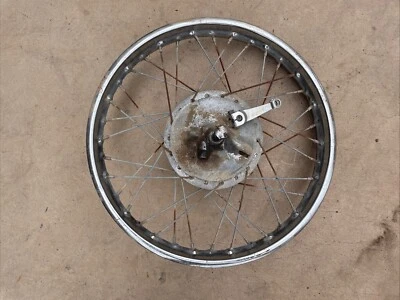 Suzuki KT120 KT 120 Bearcat Front Wheel Rim Brake Axle Speedometer Gear Foto 1 de 4