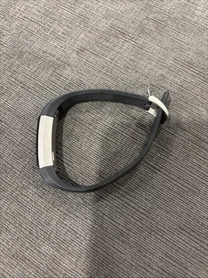 Rastreador de actividad física Fitbit Alta HR con monitor de ritmo cardíaco FB408 banda negra Foto 1 de 3