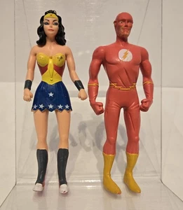 DC Comics Bend-Ems Wonder Woman & The Flash Figura Flexible Lote de 2 NJ Croce - Imagen 1 de 5