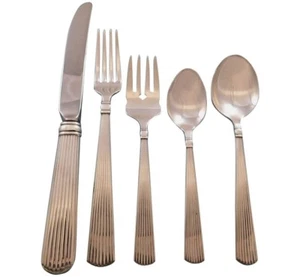 Ashmont by Reed & Barton Sterling Silver Flatware Set 8 Service 46 pcs Dinner - Picture 1 of 10