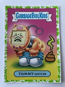 TOMMY GOTCHI 17a Garbage Pail Kids Karte Les Crados GPK Green 2019 Neu - Bild 1 von 2