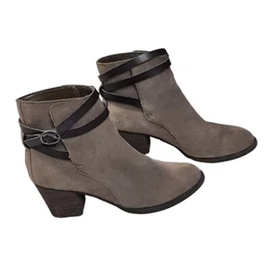 American Eagle Boots Womens size 7 Ankle Bootie Brown Suede Block Buckle Heel - Picture 1 of 7