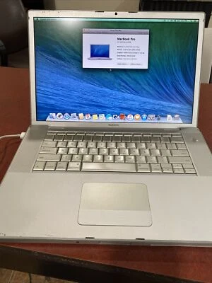 Apple MacBook Pro A1260 15.4" Laptop Core 2 Duo LOOK Read Description - Image 1 of 4