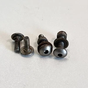 ♻️ APRILIA RS RS4 125 50- FRONT WHEEL BRAKE DISC BOLTS ♻️ FREE POST - Picture 1 of 1