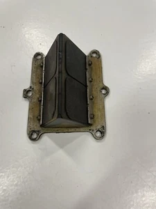 89-01 HONDA CR500R Reed Block ASSEMBLY REEDS READ DESCRIPTION - Picture 1 of 4