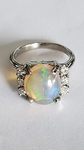 Anillo de oro blanco de 14K con ópalo y diamantes - Imagen 1 de 9