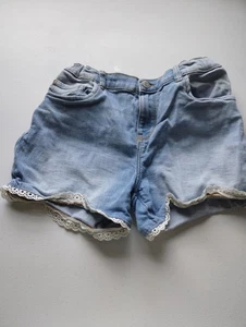 OshKosh Girls Denim Shorts Size 12 Adj. Waist Eyelet Hem Distressed Light Wash  - Picture 1 of 9