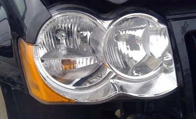 08 2009 10 Jeep Grand Cherokee Passenger Right RH Headlight Headlamp - Image 1 of 4