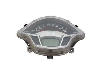 STRUMENTAZIONE CONTACHILOMETRI PIAGGIO VESPA GTS 300 2014/2016  1D001596 - Immagine 1 di 4