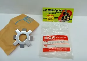 NUEVO DE LOTE ANTIGUO SUZUKI HÉLICE EXTERNA CERRADURA LAVADORA 57634-94500 FABRICANTE DE EQUIPOS ORIGINALES - Imagen 1 de 3