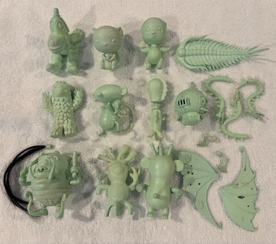 Neo KAIJU GLOW-in-the-DARK lote por CRITTERBOX Super7 exclusivo lote suelto de 10 Foto 1 de 4