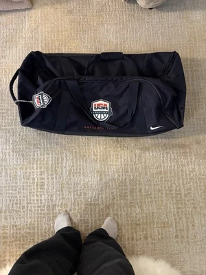 Maleta de baloncesto oficial Nike EE. UU. bolsa de equipaje con etiquetas originales usada Foto 1 de 4