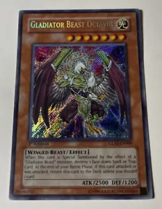 YuGiOh - Gladiatore Bestia Ottavio - 1° Edizione GLAS-EN000 - Holo Bleed - Foto 1 di 6