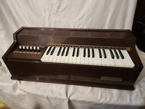 The Magnus Organ Corporation Modelo 391 Órgano - Imagen 1 de 9
